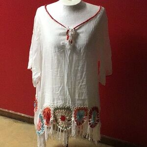 Miracle white w/crochet trim top/swim cover size M/L